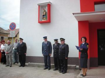 Privítanie pred vstupom do noveho Privítanie pred vstupom do noveho