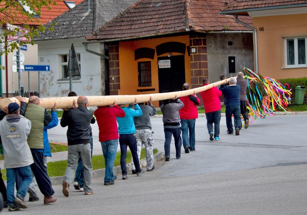 Fotogaléria Stavanie mája 2017 (10) Stavanie mája 2017