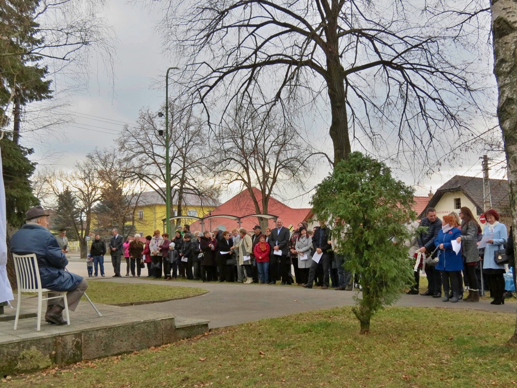 Fotogaléria Odhalenie pamätnej tabule mošovčanom padlým v I. svetovej vojne (7) Odhalenie pamätnej tabule mošovčanom padlým v I. svetovej vojne